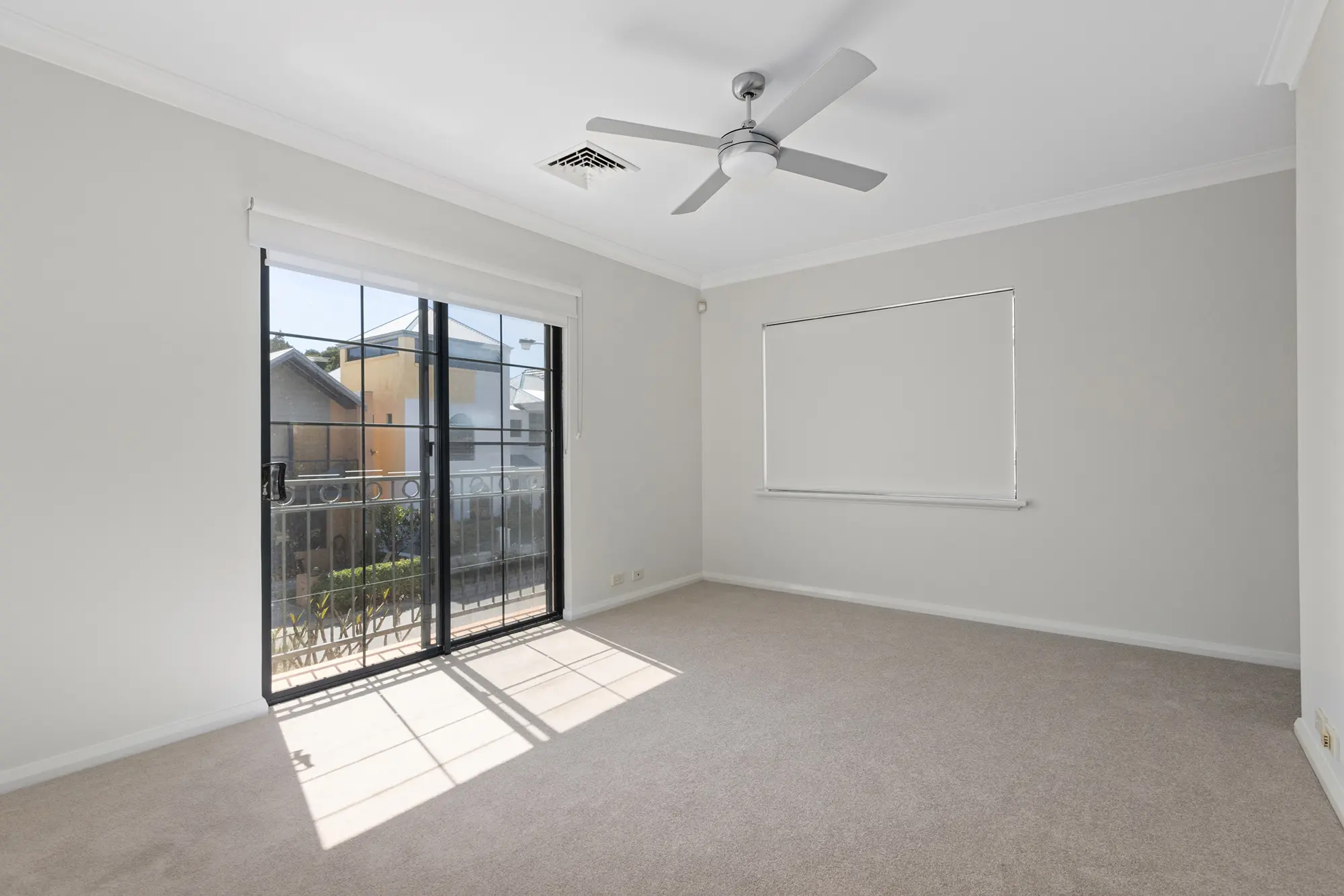10b Bruce Street North Fremantle Wa 6159 - Image 14