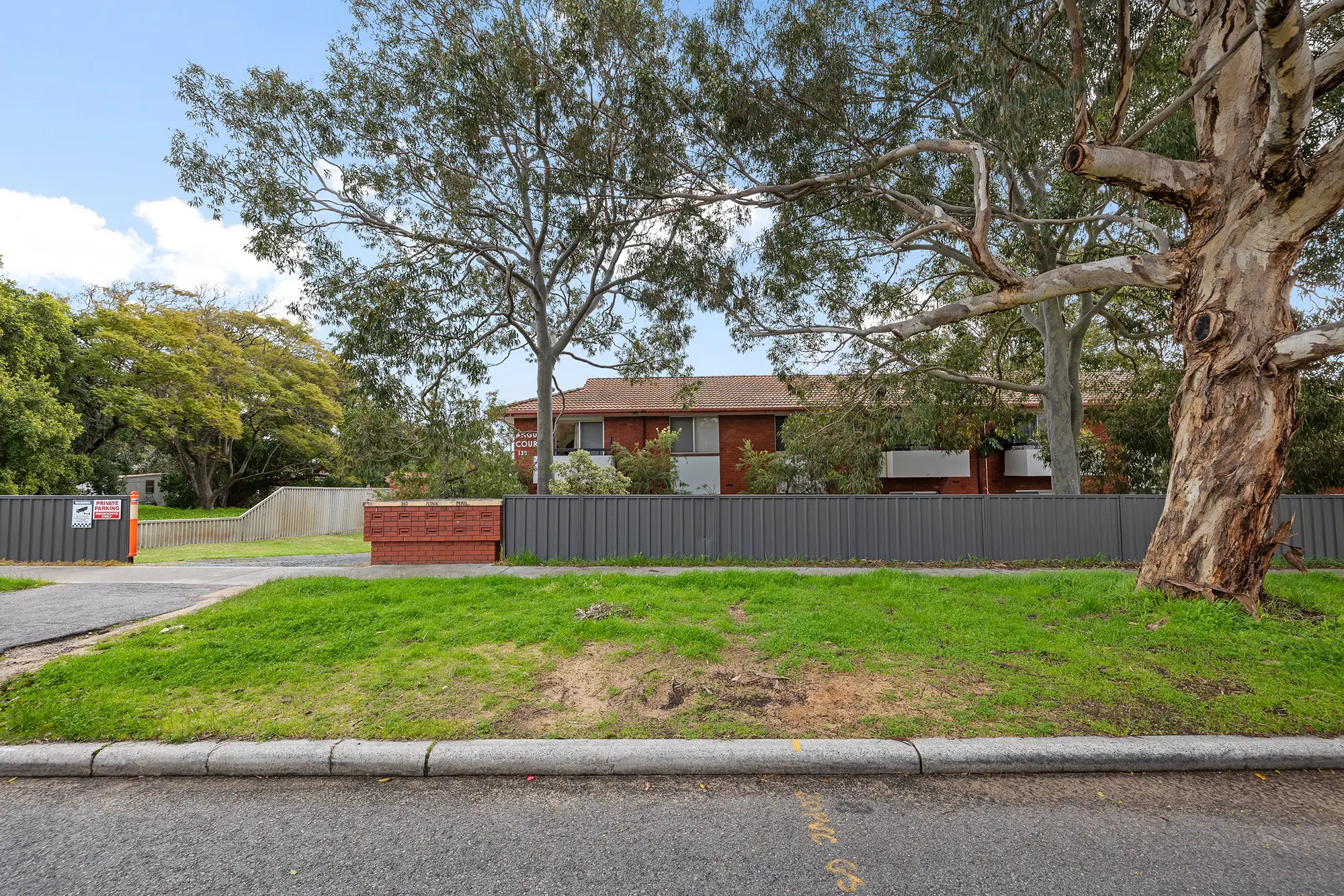 6 138 Holland Street Fremantle Wa 6160 - Image 1