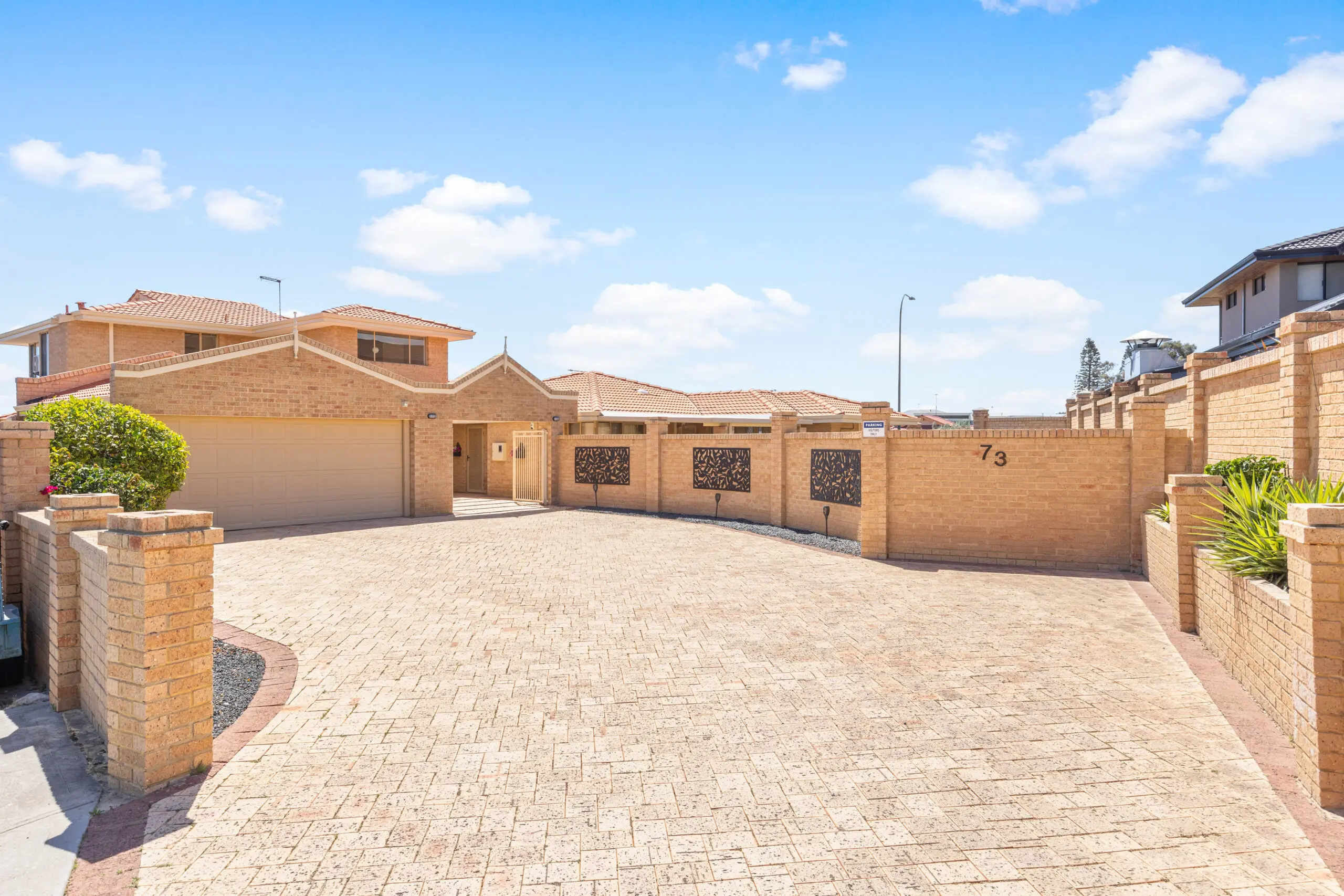 73 Southern Cross Circle Ocean Reef Wa 6027 - Image 2