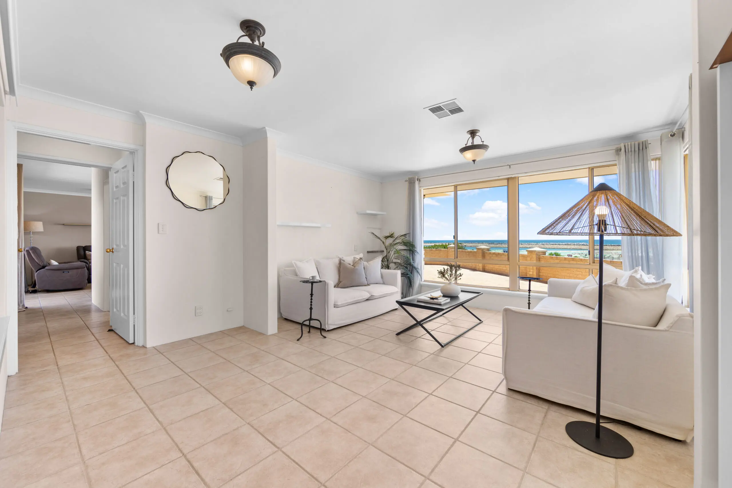 73 Southern Cross Circle Ocean Reef Wa 6027 - Image 8
